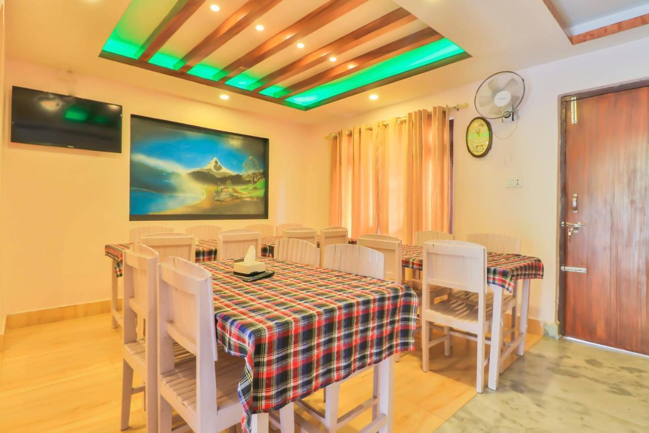 Hotel Alpine Villa โพคารา ภายนอก รูปภาพ