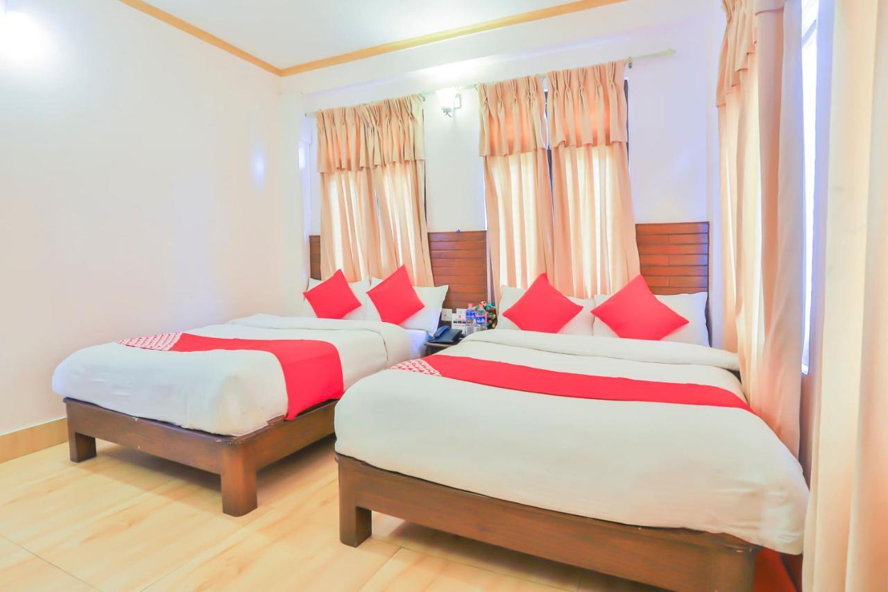 Hotel Alpine Villa โพคารา ภายนอก รูปภาพ